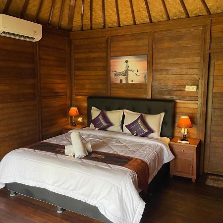 Mangrove Beach Hut Нуса-Лембонган Экстерьер фото