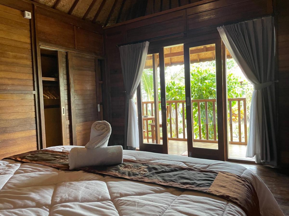 Mangrove Beach Hut Нуса-Лембонган Экстерьер фото
