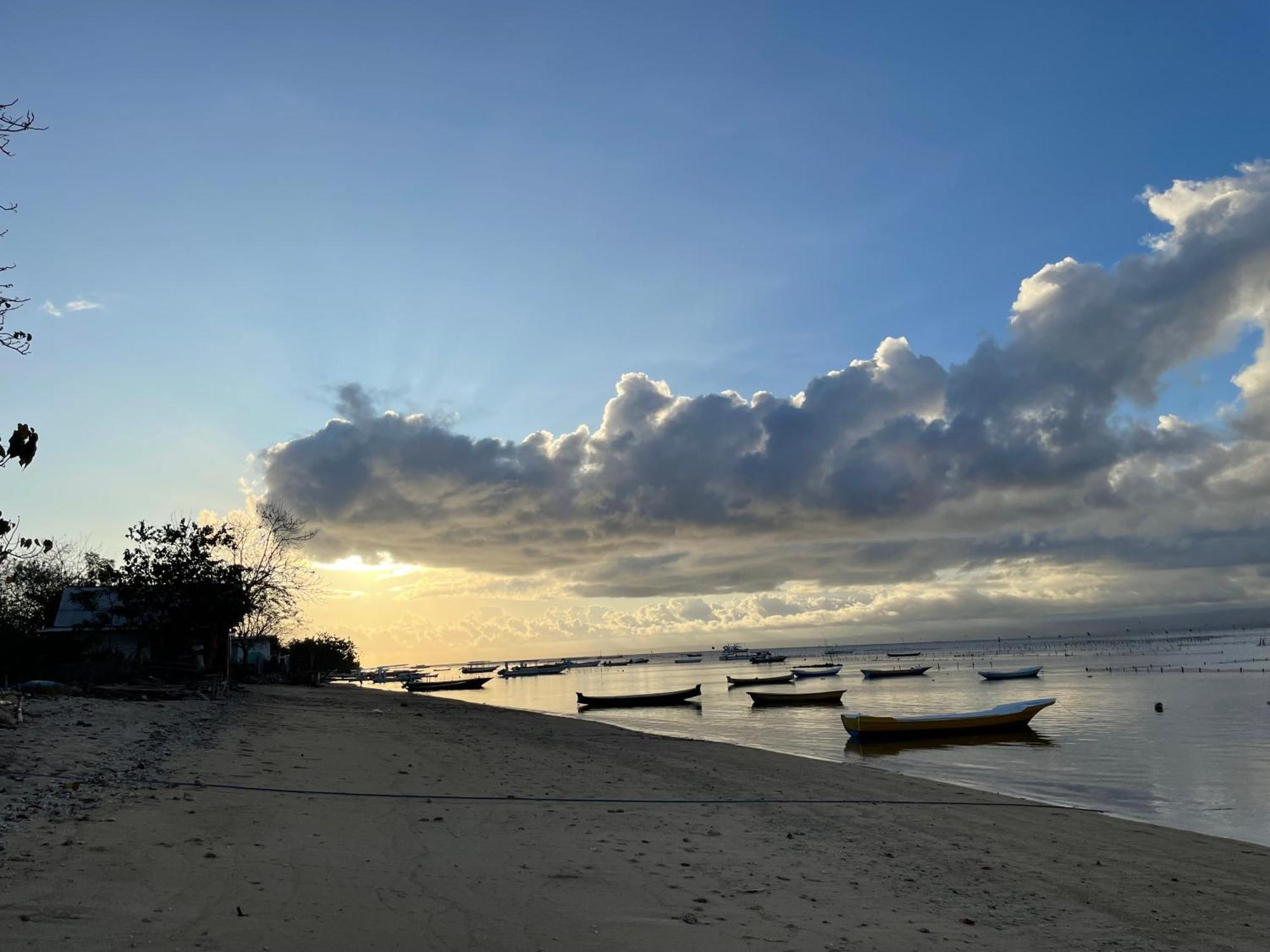 Mangrove Beach Hut Нуса-Лембонган Экстерьер фото