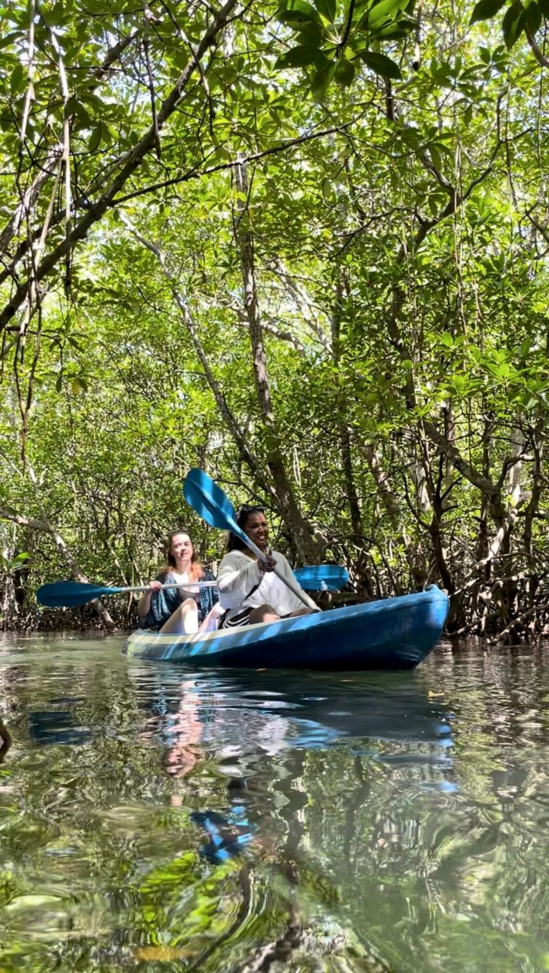 Mangrove Beach Hut Нуса-Лембонган Экстерьер фото